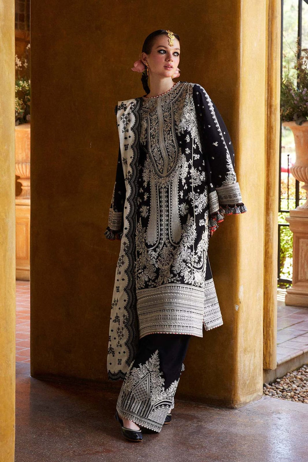 3PC Embroidered Lawn Suit with Printed Cotton Slub Net Dupatta